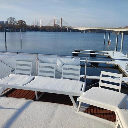 Houseboat Water King Apartament Plywajacy Dom Na Wodzie, 7 Os Вроцлав Екстериор снимка
